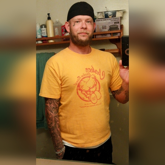 Meet your Posher, Andrew - Picture 2 of 7